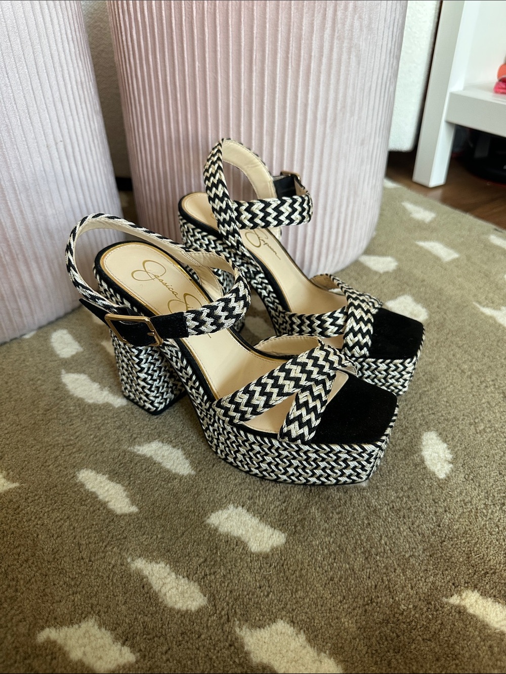 Jessica Simpson Black and White Zigzag Platform Heels - Never Worn 7.5